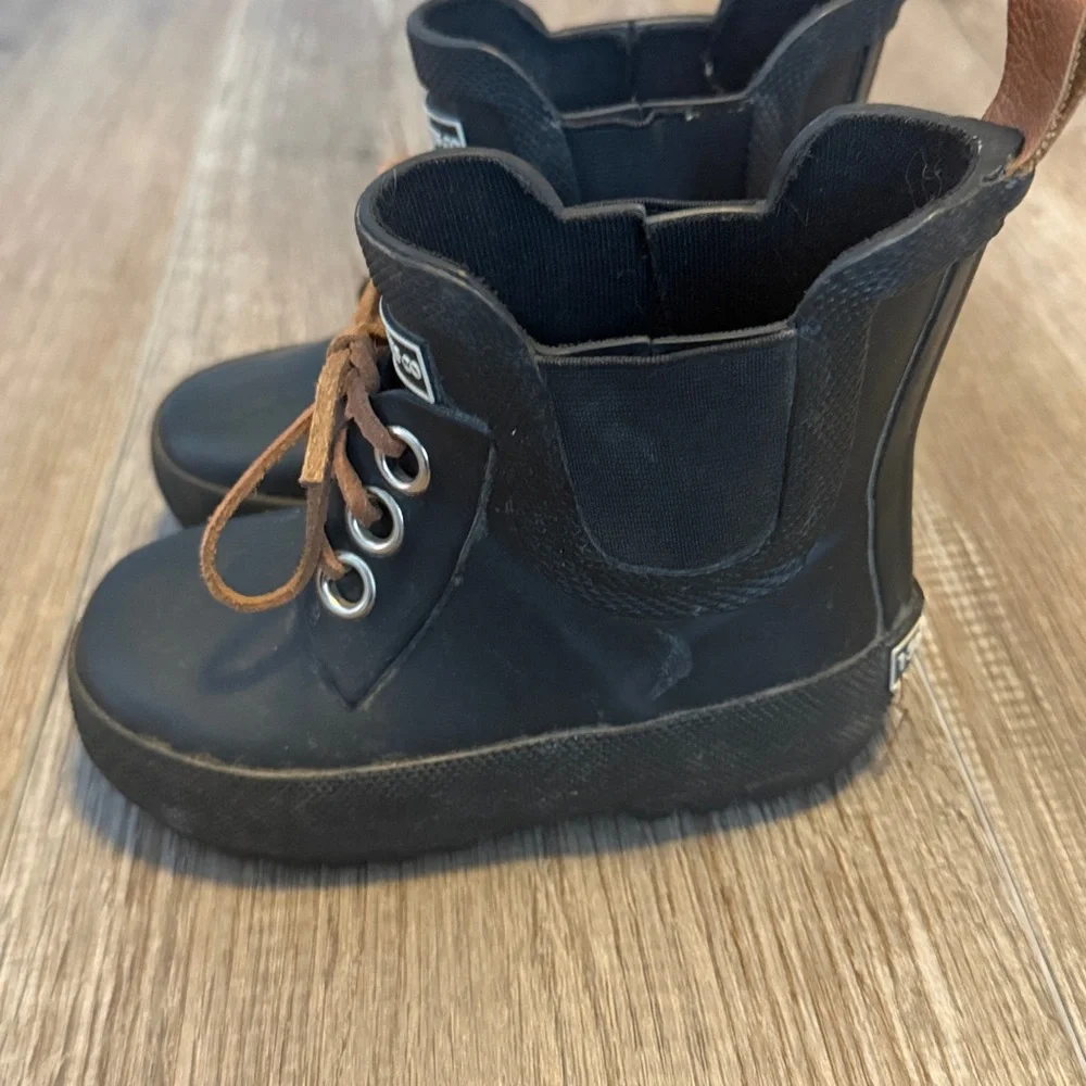 Pine Boots from Urban Pines Company, with natural rubber and vegan leather.